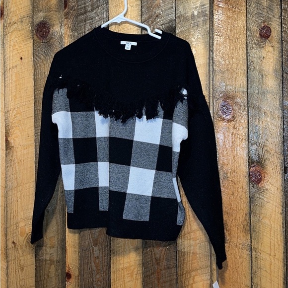 NWT plaid sweater - Picture 1 of 1